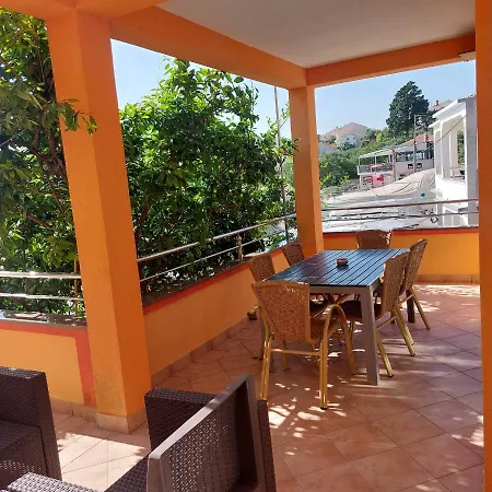Apartment 5 Barbat na Rabu