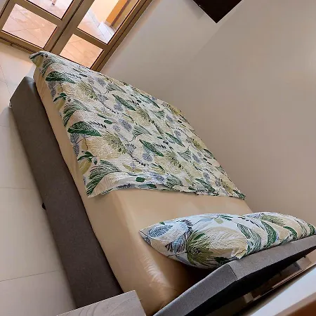 Apartment 5